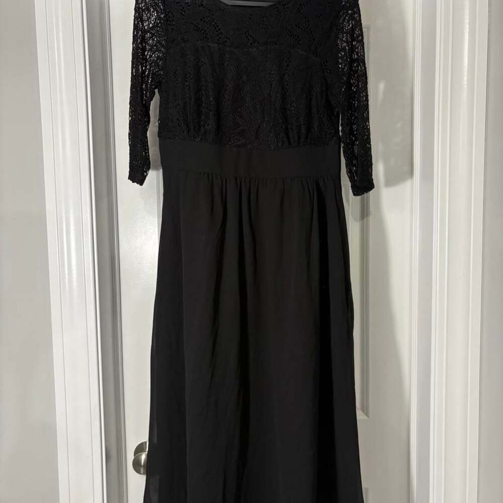 BloomChic Black Lace Maxi Dress US 10 Sheer Overlay 3/4 Sleeve
